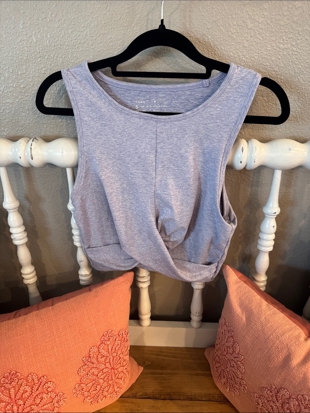 Yogalicious Light Heather Gray and purple Twist-Front Cropped Tank EUC SOFT